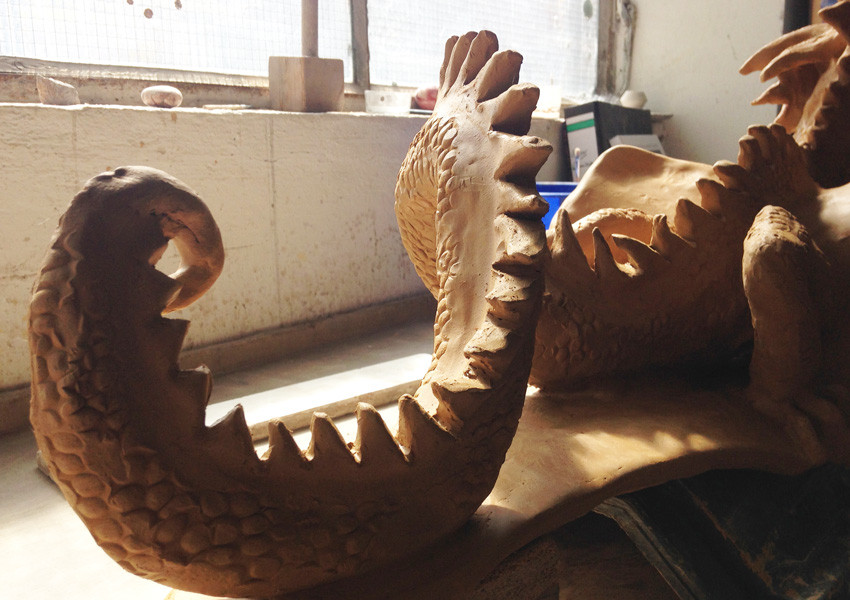 Keramik-Drache Dachfigur